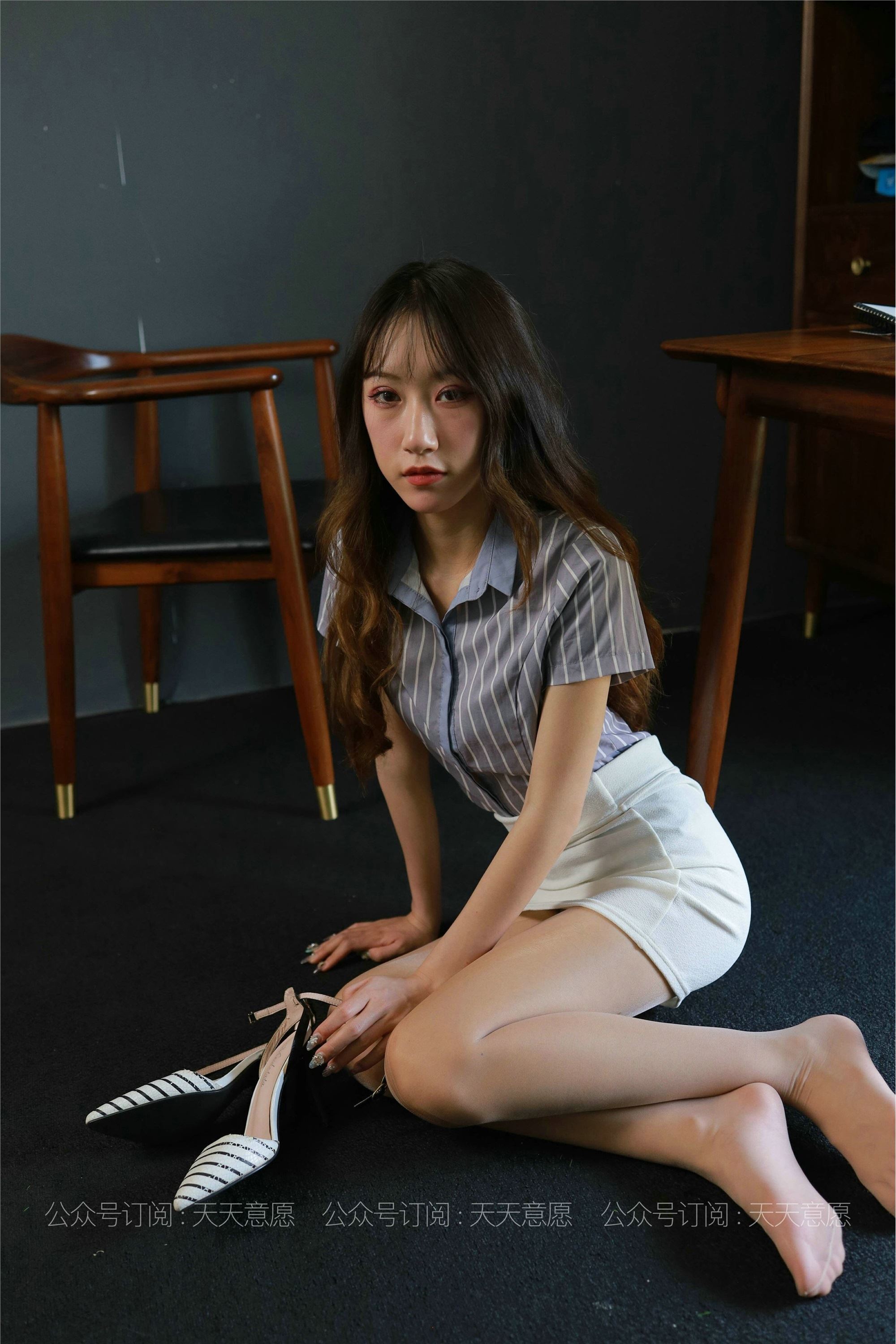 IESS异思趣向  2021.06.11 丝享家829：怡怡《长腿实习生》